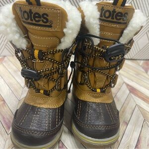 Totes David Toddler‎ Boys Insulated Winter Boots NWT size 5M NWOT G10